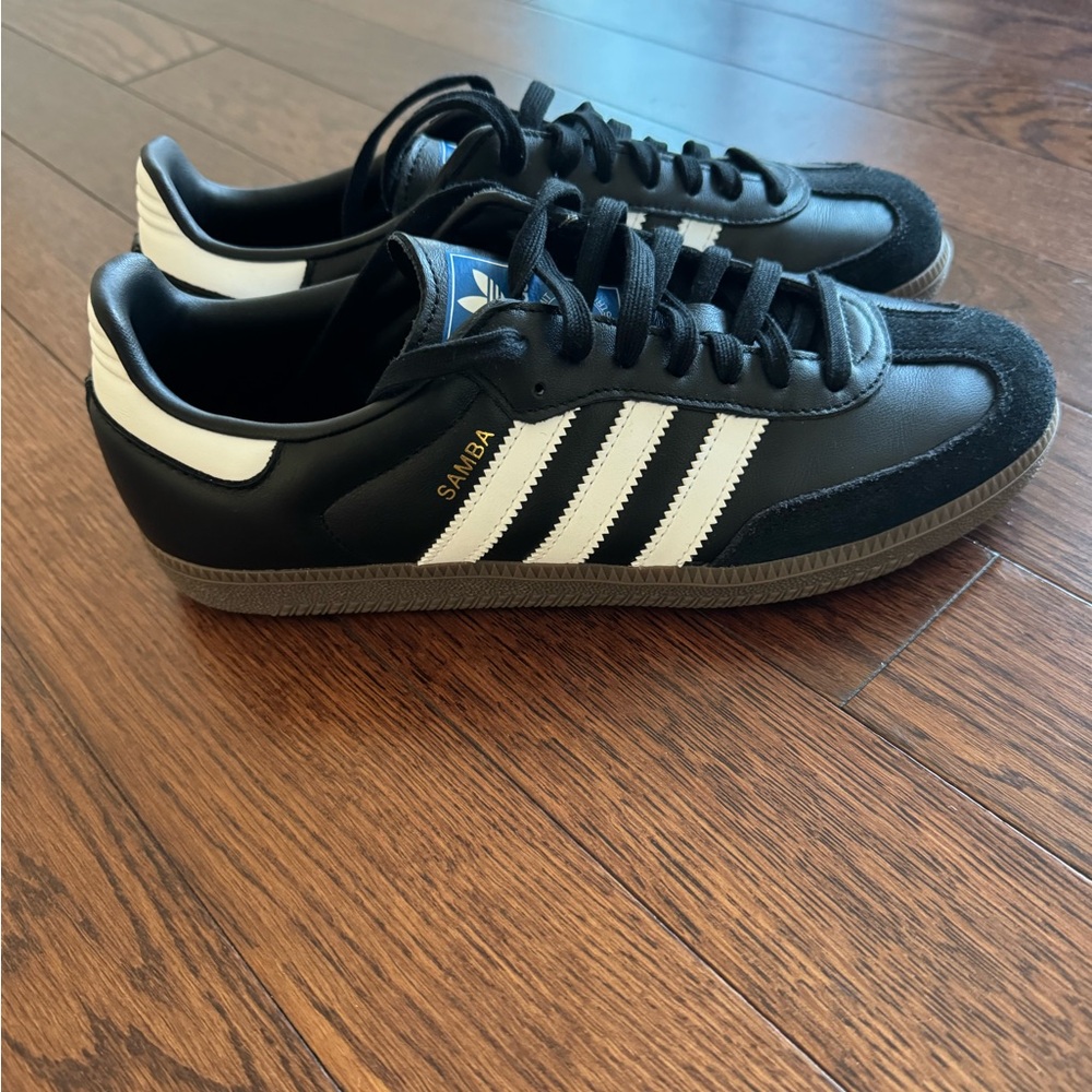 Adidas Samba OG in Black (with blue vintage logo)